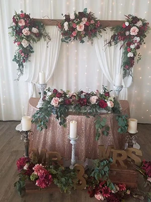 maroon flowers wedding maroon flowers wedding
