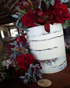 burgundy wedding flower arrangements burgundy wedding flower arrangements