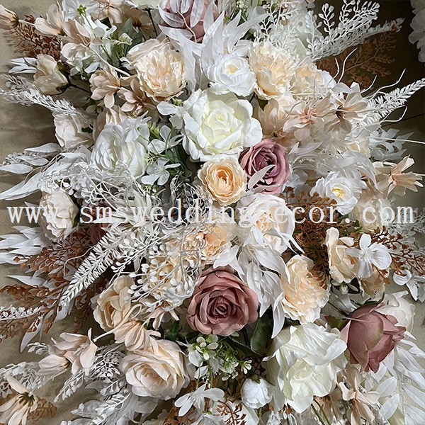 long and low top table arrangement