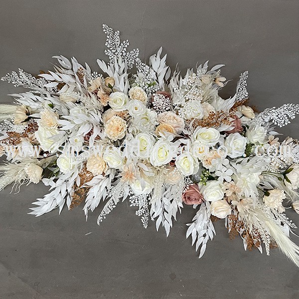 long table wedding flower arrangements