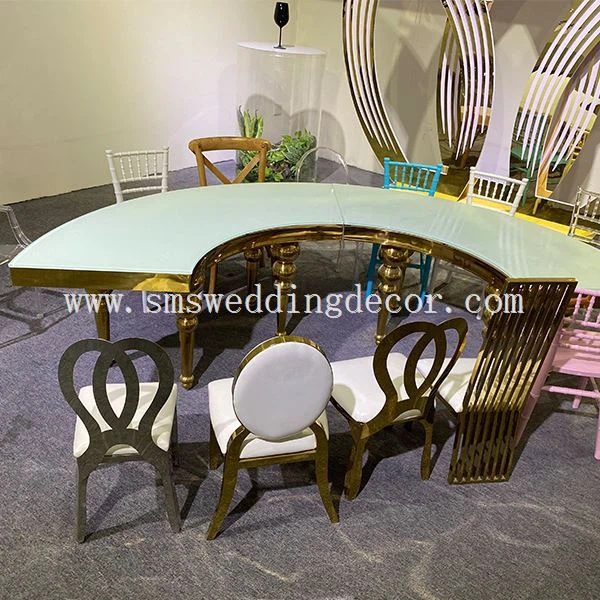 round table for reception