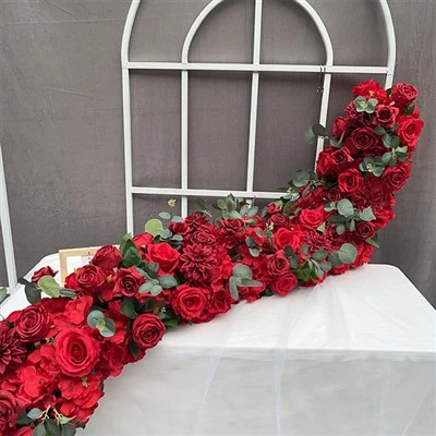 Flores artificiales para mesa.