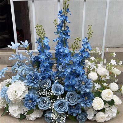 Arreglo floral del pasillo de la iglesia